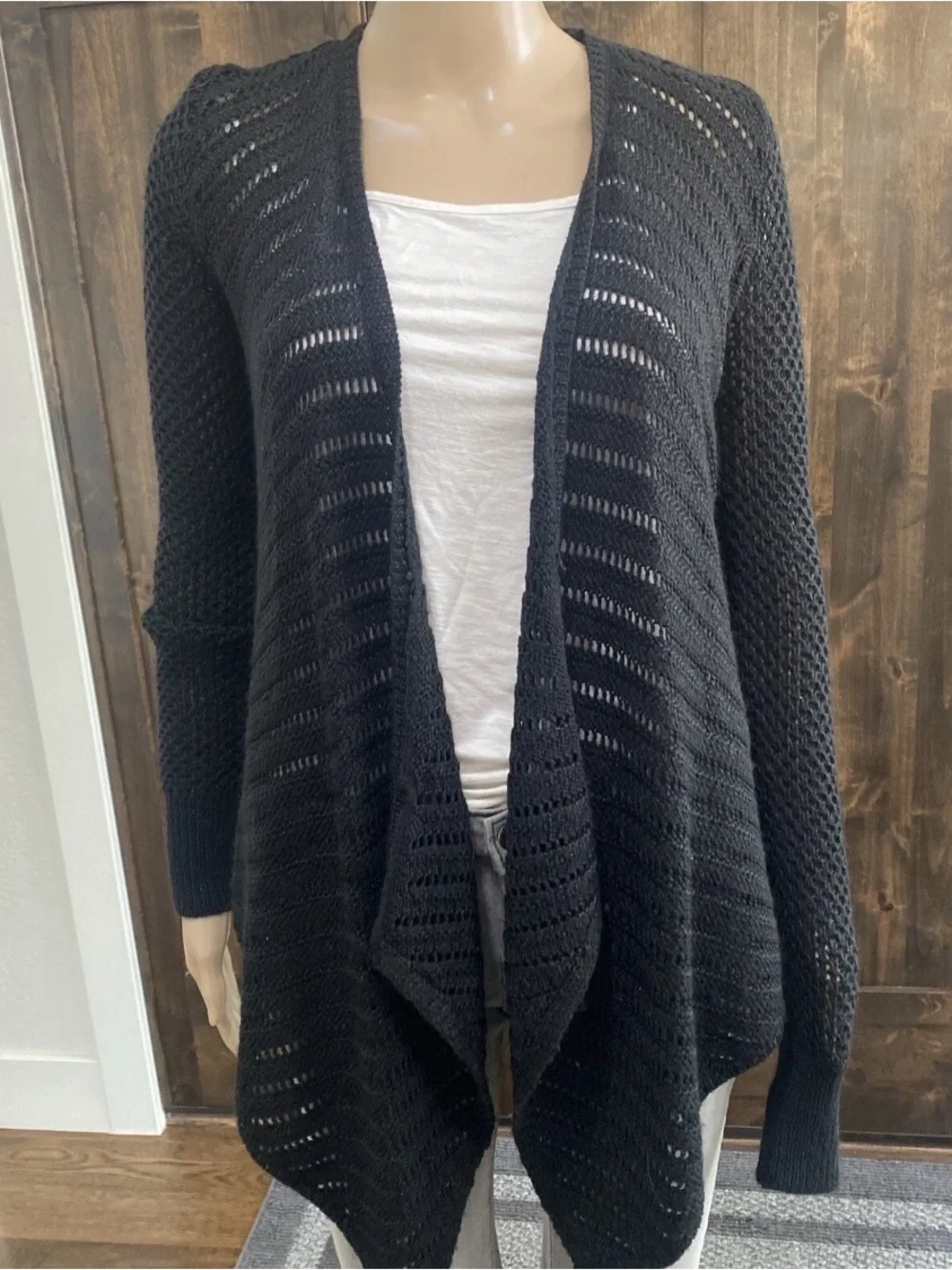 American Eagle Outfitters Size XS Black Open-Front Knit Cardigan Sweater- 032